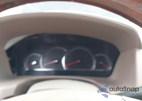 2009 Cadillac Sts V6 z USA, uszkodzony, nr VIN 1G6DW67V890112016